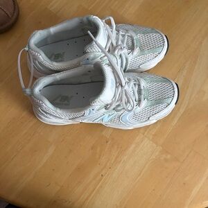 New Balance Sneakers women’s 8